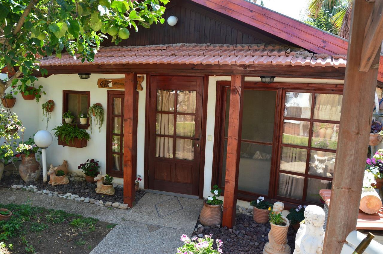 Czarina Cabin הבקתה הקיסרית והדירה הקיסרית Czarina Apartment Caesarea Exterior photo