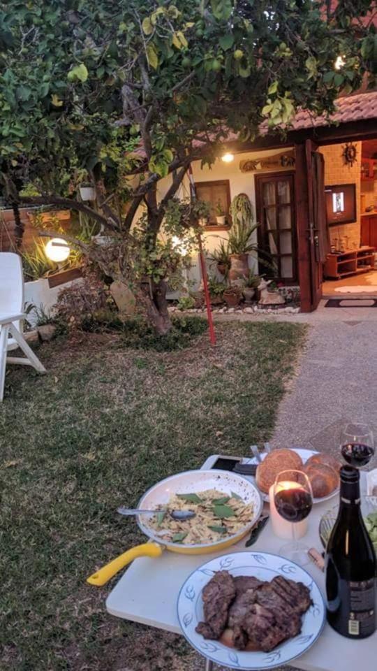 Czarina Cabin הבקתה הקיסרית והדירה הקיסרית Czarina Apartment Caesarea Exterior photo